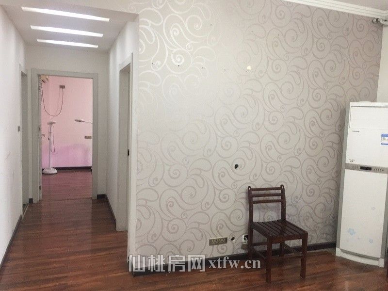 时代广场2室2厅写字楼