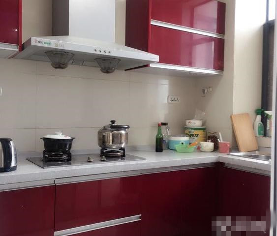 鸣宇尚城精装三房，家电齐全，拎包入住！