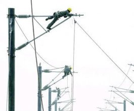 汉宜铁路仙桃车站电气化工程施工完成70%