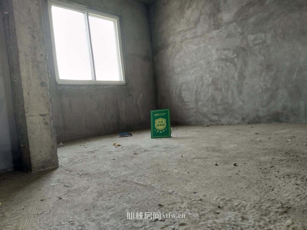 仙桃一中翰林公馆毛坯三房户型方正看房方便