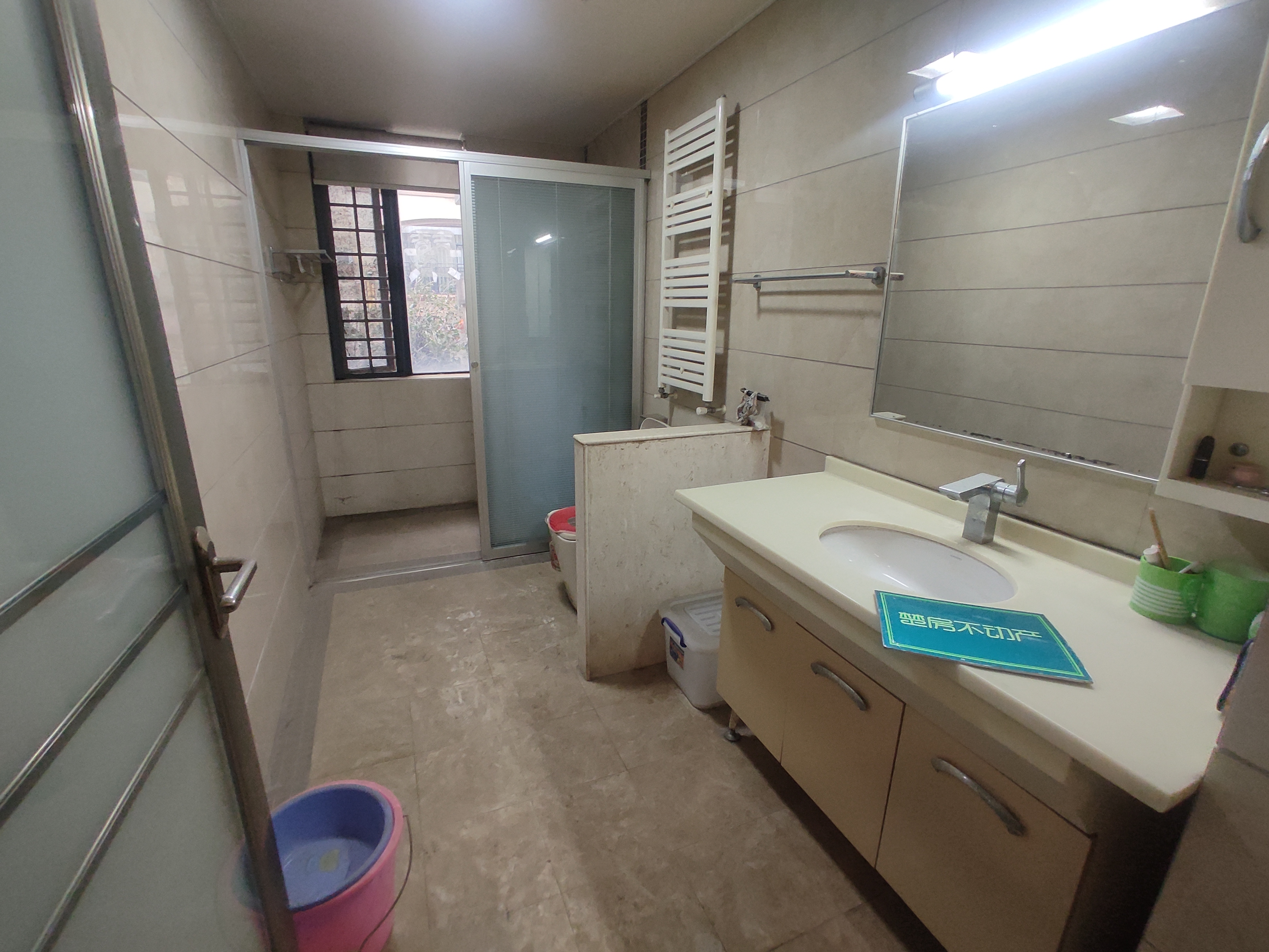 绿地华庭复式精装三房全屋带供暖带车库一区出售证件在手