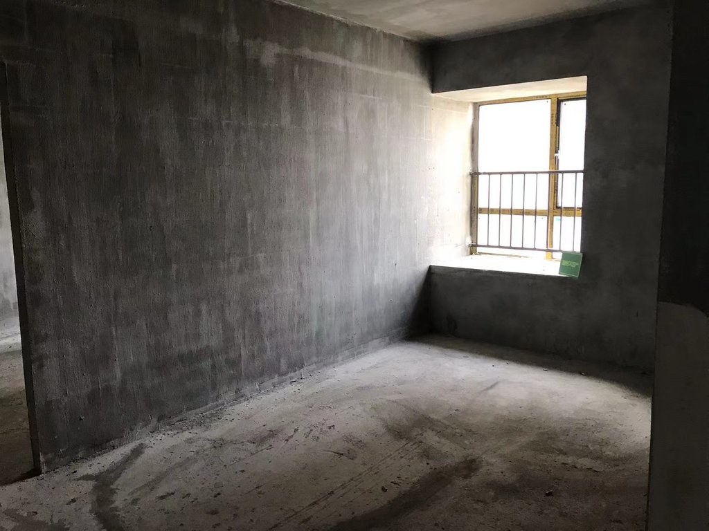 御湖世家湖景房小区环境好中间楼层看房有密码户型方正