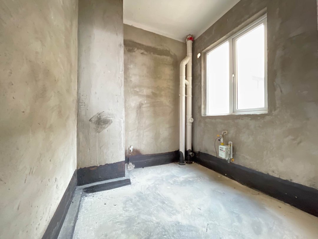 沔阳公园旁，亏本出售，捡漏，森林国际，好楼层，单价5000，证满二。二中、二小、