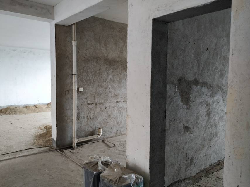 沃尔玛附近200平方左右大房子