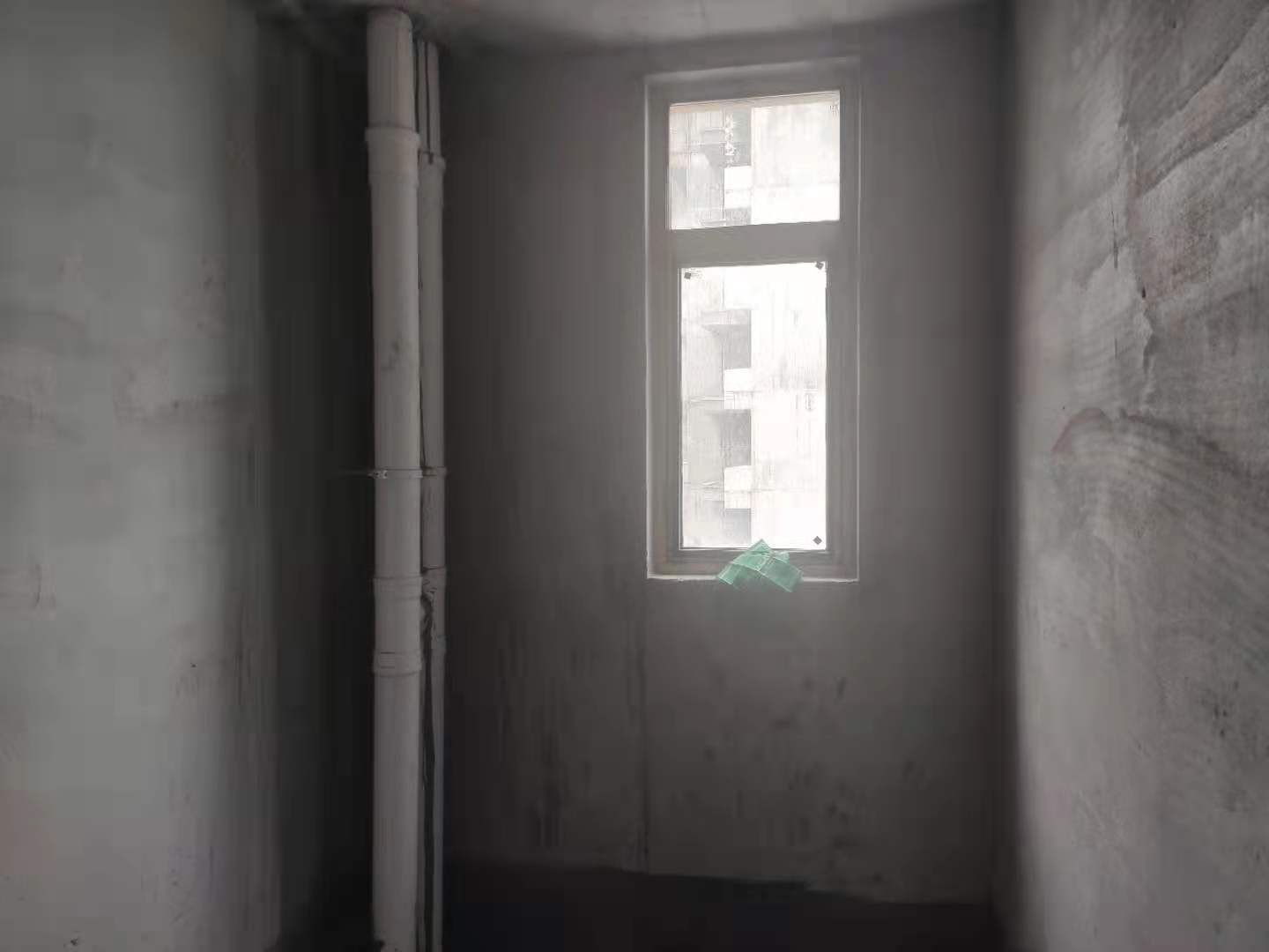 御湖世家现房136平带车位86万好楼层可贷款看房方便