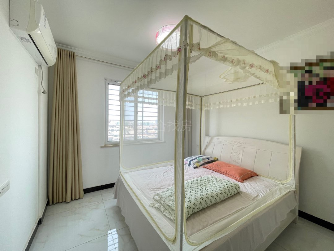 降价了，亏本出，漫城林语，大四房，5100单价，电梯8楼