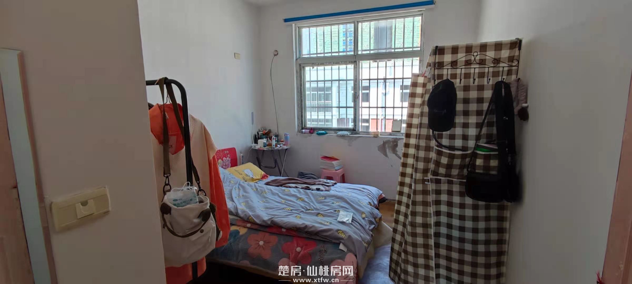 真实房源，房主诚意直售！简装房，赠送阁楼，自带幼儿园，可电话预约，线下看房。