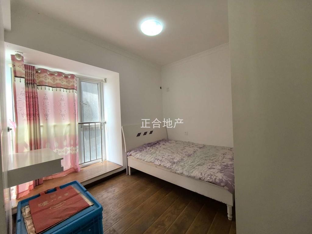 捡漏，城南，福星城，精装两房中间好楼层，证满二，诚心出售