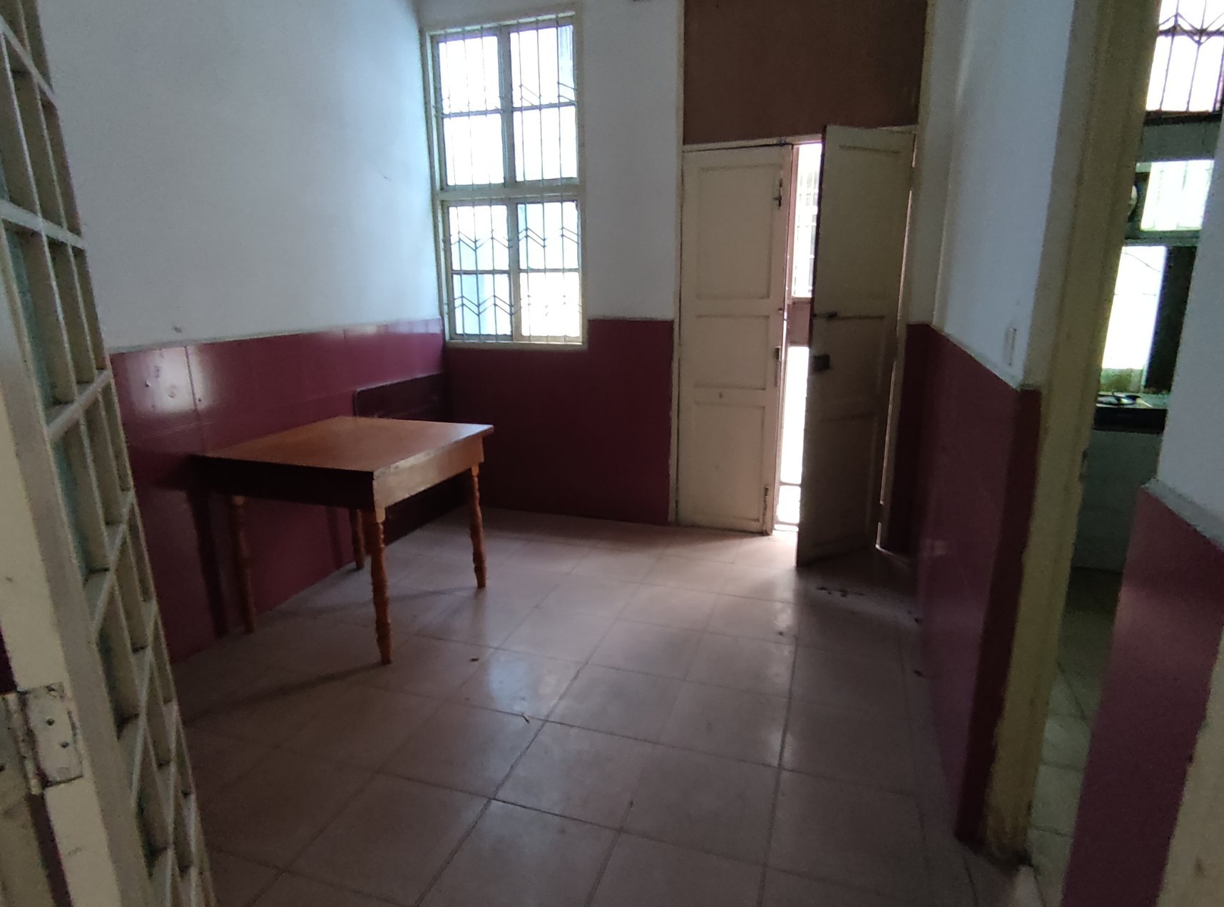 新客运站旁烟草路三层私房，证在手，满二