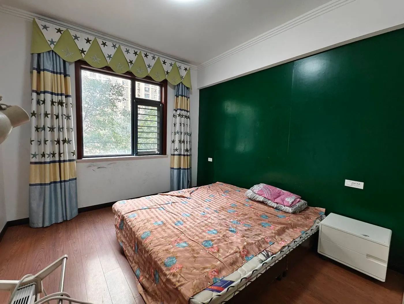 捡漏，元泰A区，精装4房，新三中，电梯2楼，证满二