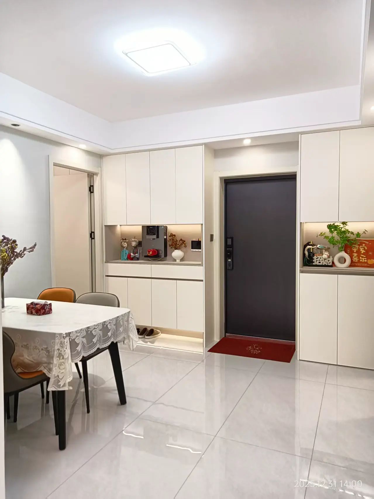 城南新城壹号五期精装三房，99新，没怎么住