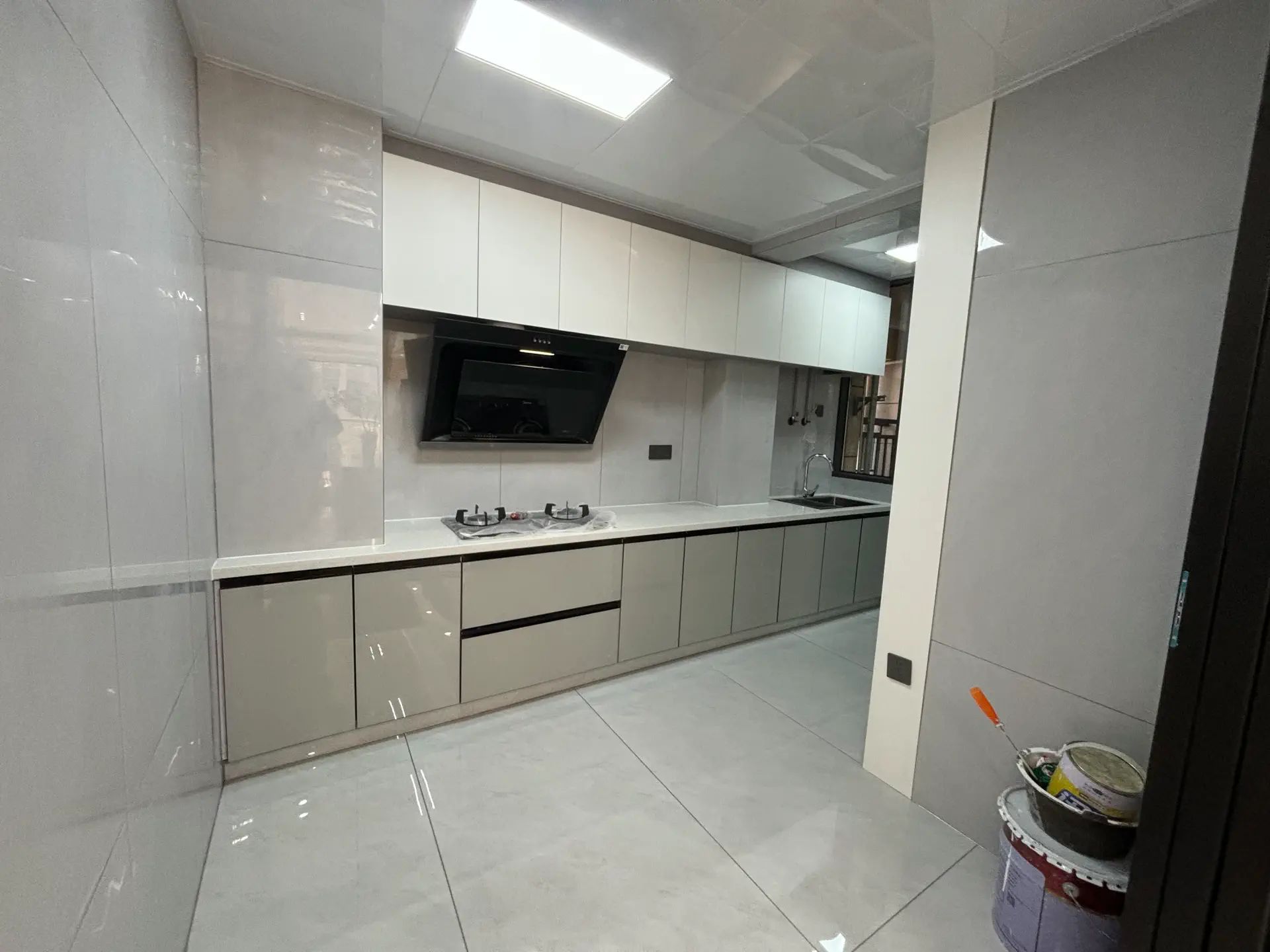 城南，沔街旁御湖世家，单价5字头，送地下车位，证满二年，业主诚心出售