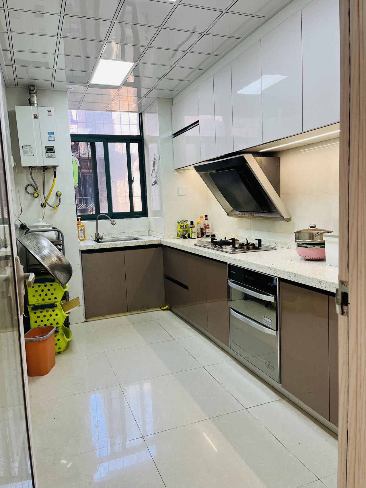 大新路步梯二楼