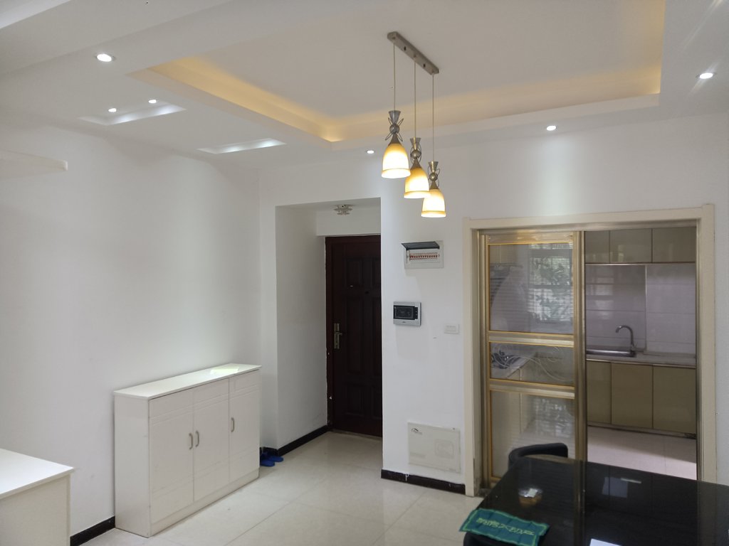 森林国际读书方便精装三房带露台但嫁5700看房方便拎包入住手慢无