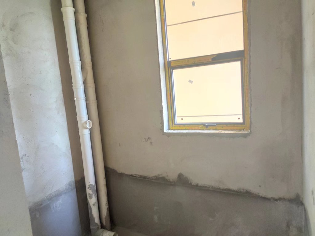 水云间毛坯大三房户型方正南北通透房东诚意出售