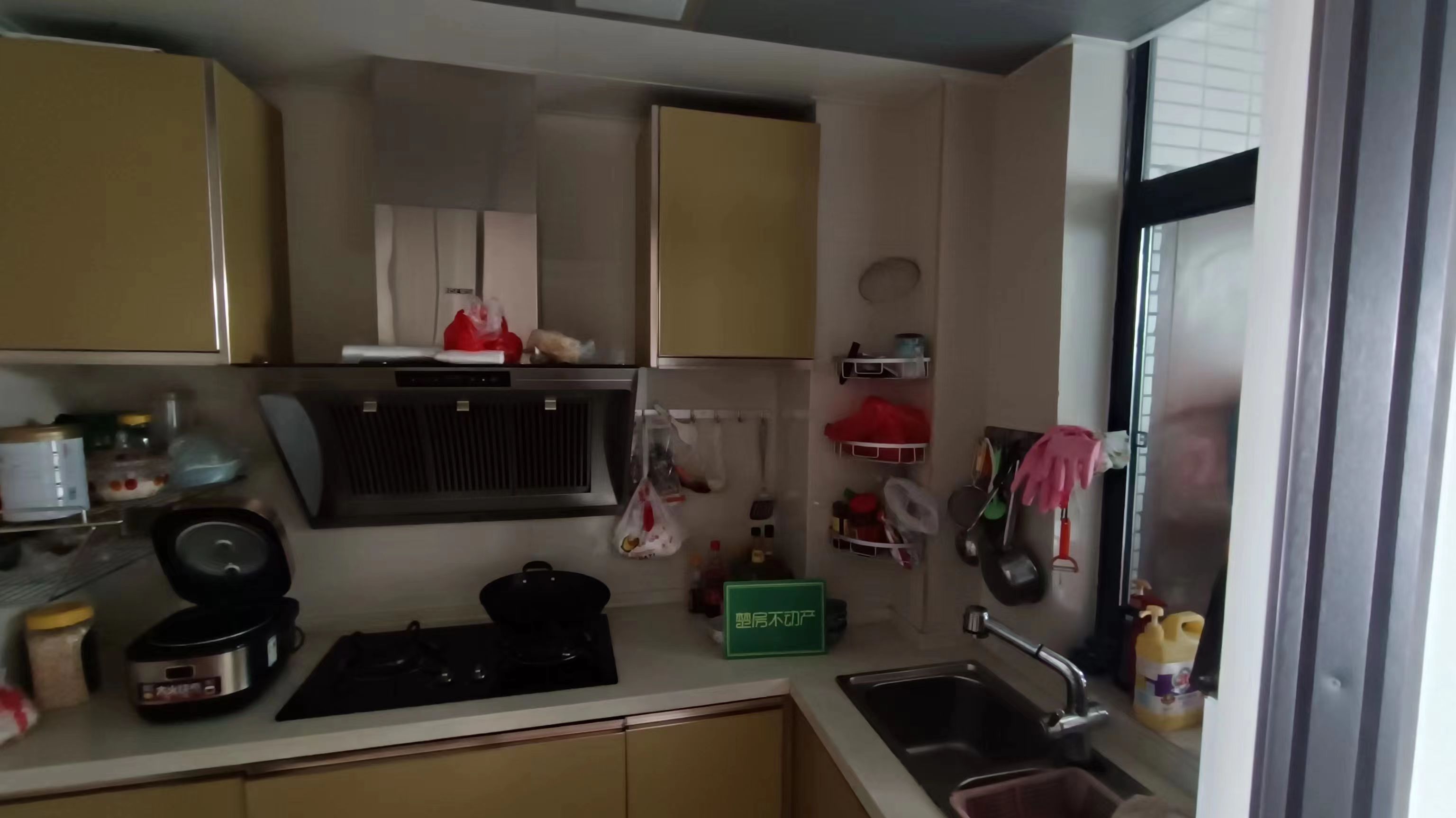 仙下河畔鸣宇尚城精装诚心出售送超大入户花园证件满二，视野好无遮拦