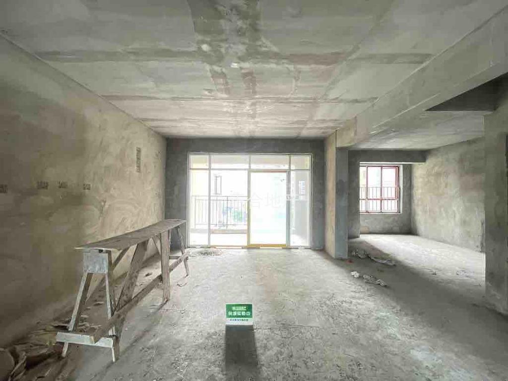 沔阳公园旁电梯醉好楼层！看房有钥匙！