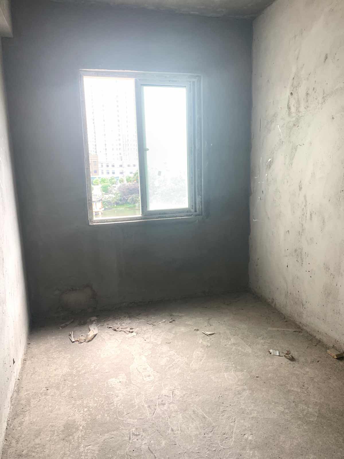 城南城市丽景，价格美丽，单价低，霞好到位滴位置