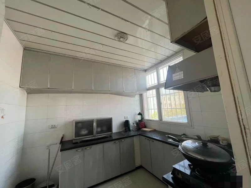 捡漏，城西，复州花园，步梯3楼，优价出售！南北通透