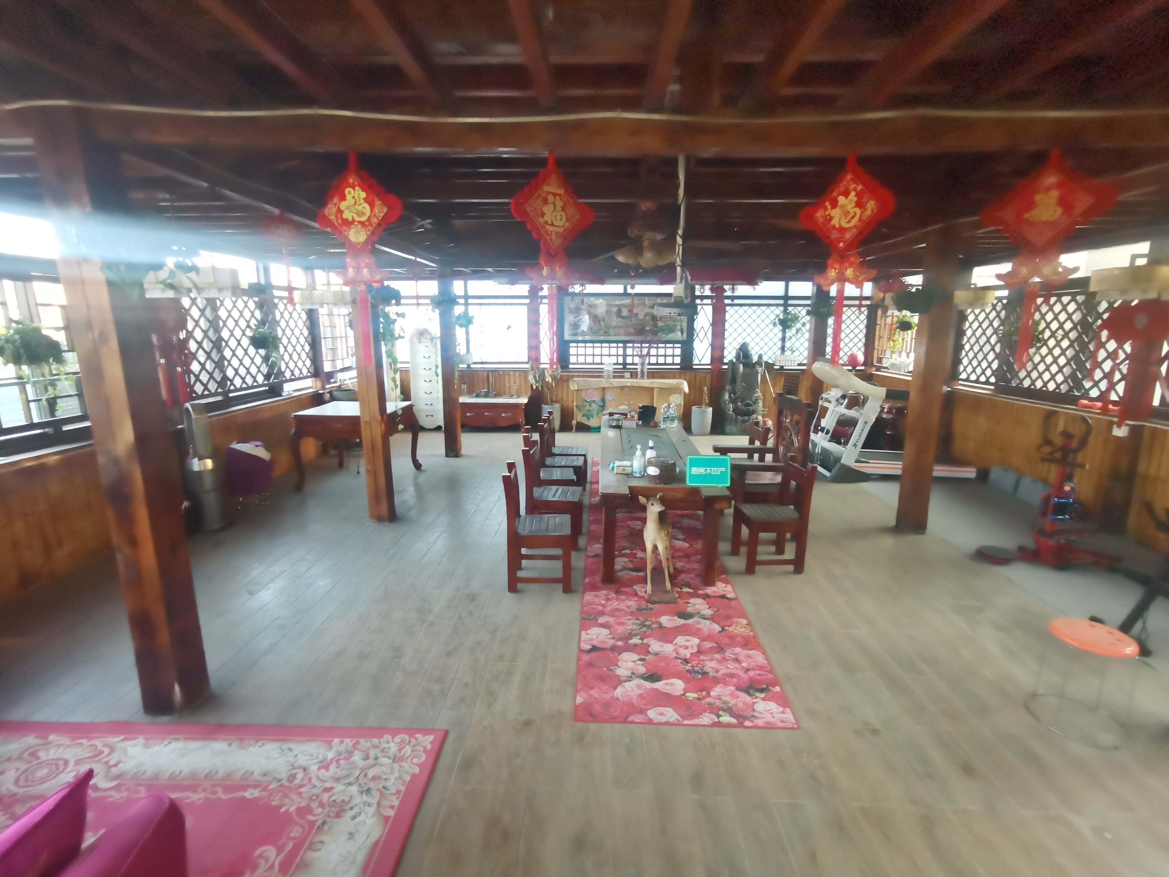 绿地华庭超大露台满足你所有幻想懂得欣赏的来