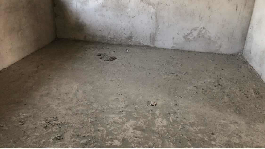 英伦名邸毛坯大3房，南北通透双阳台，电梯好楼层采光非常好