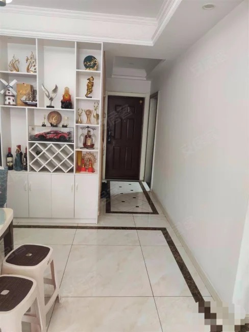 ？急售，城南，森林国际，精装大两房，好楼层，采光好，证满二