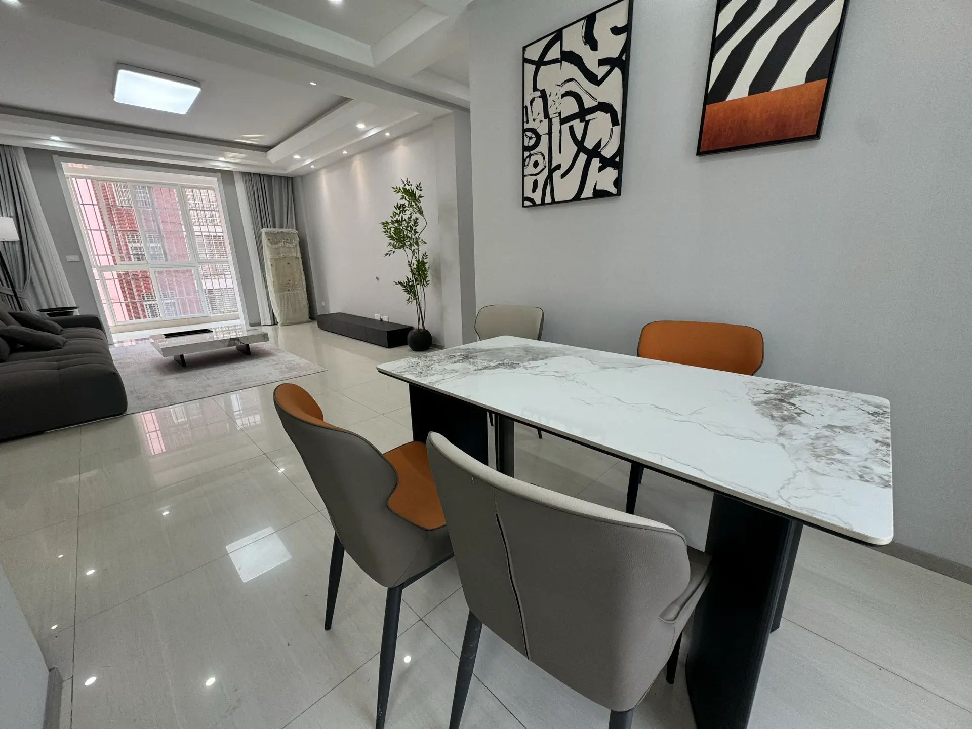 城南，花园洋房，紫金城，精装大三房122.6平，58万，