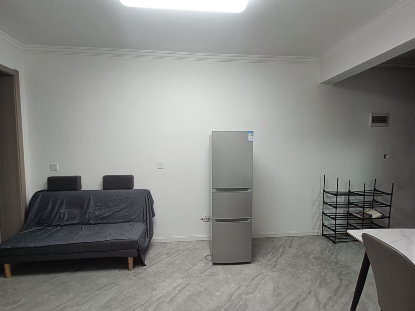 仙桃职院旁，天泽园精装两房，家电家具齐全，拎包入住