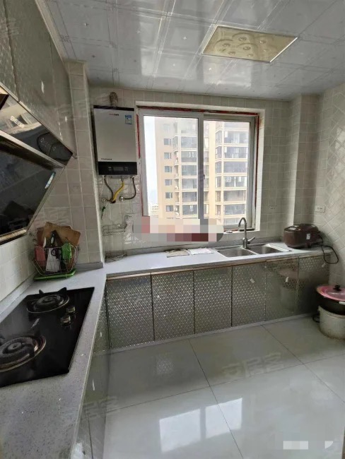 169，业主一降再降，锦绣江山，精装三房，17楼，电梯好楼层，单价4600，边户，诚心出售！！！