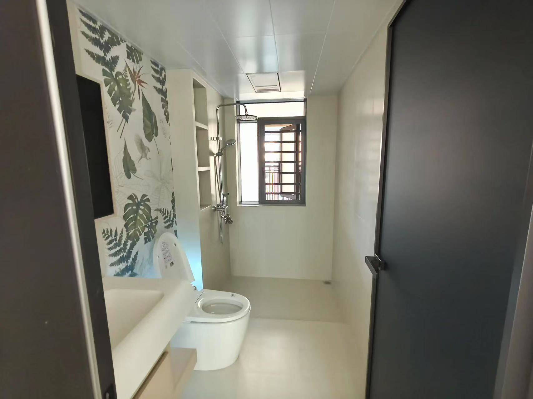 城南，新城名都，全新精装三房两厅两卫，朝阳三小三中书包，证满二