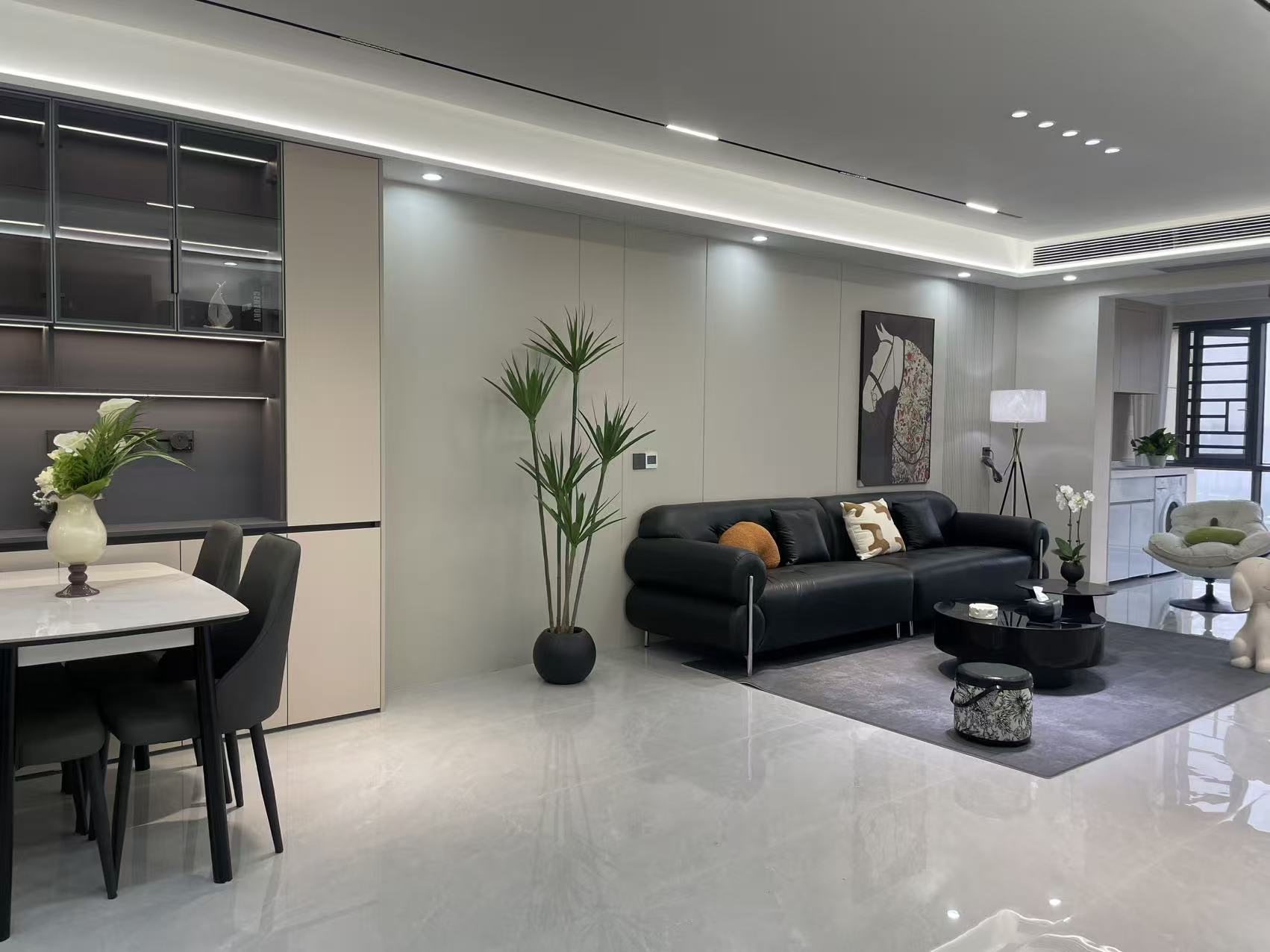 御湖世家全新精装修优质好房欢迎参观！