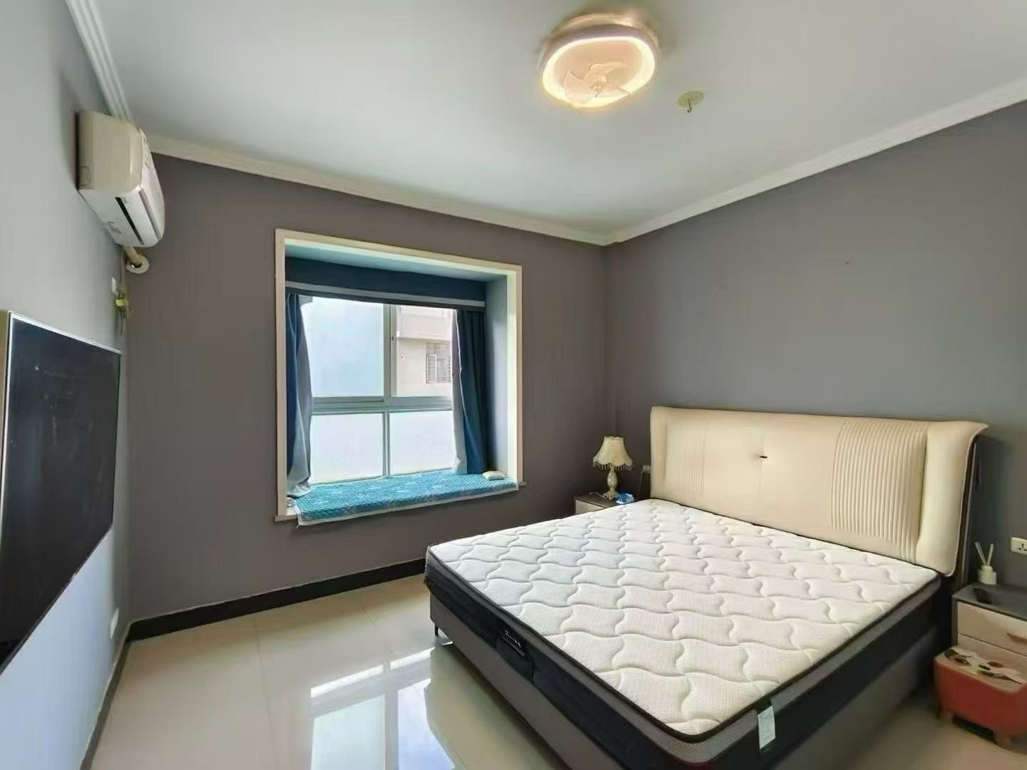 捡漏，城西，香岸华府，精装2室，3楼，26.8万！拎包入住