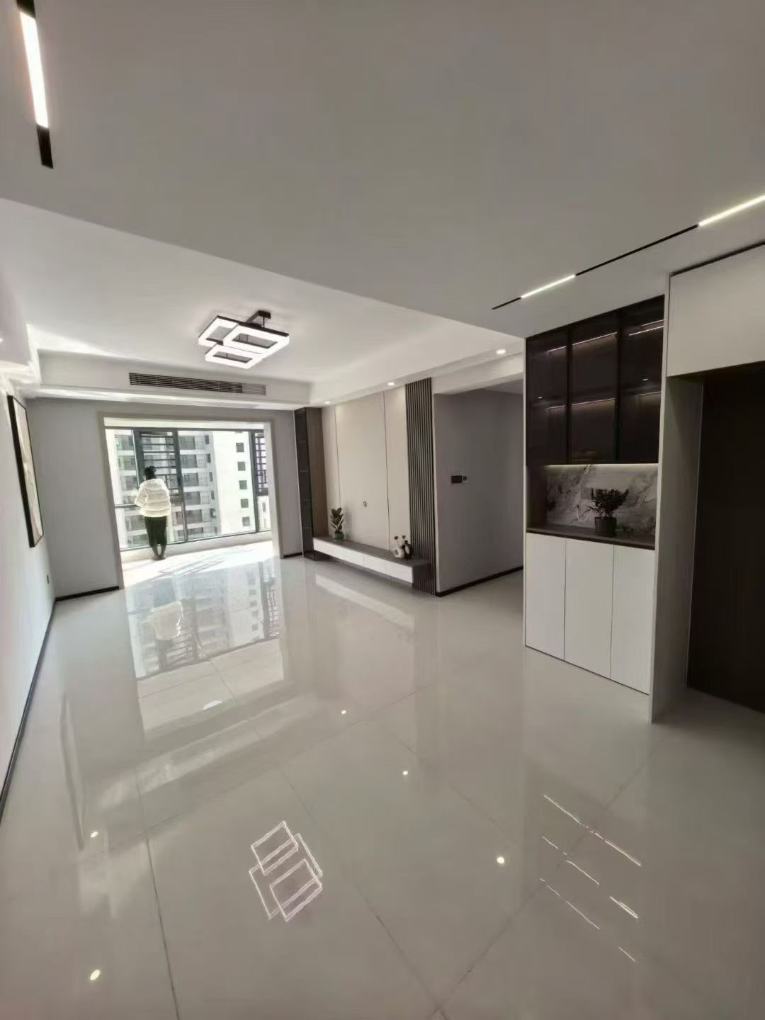 ？急售，水云间五期，一手新房 ，精装3房2卫，好楼层，南北通透，长阳台，