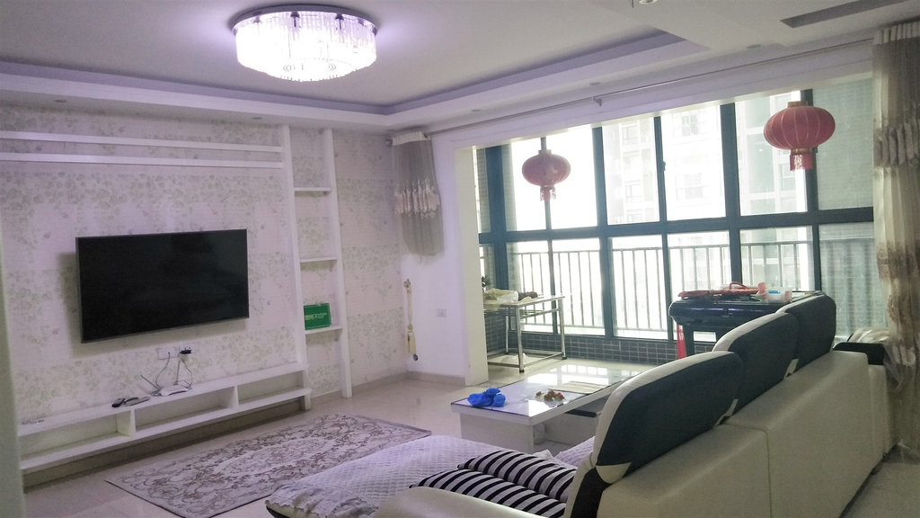 和合国际 精装大三房 南北通透 可按揭 实验四小 仙桃一中 证件满二 业主急售