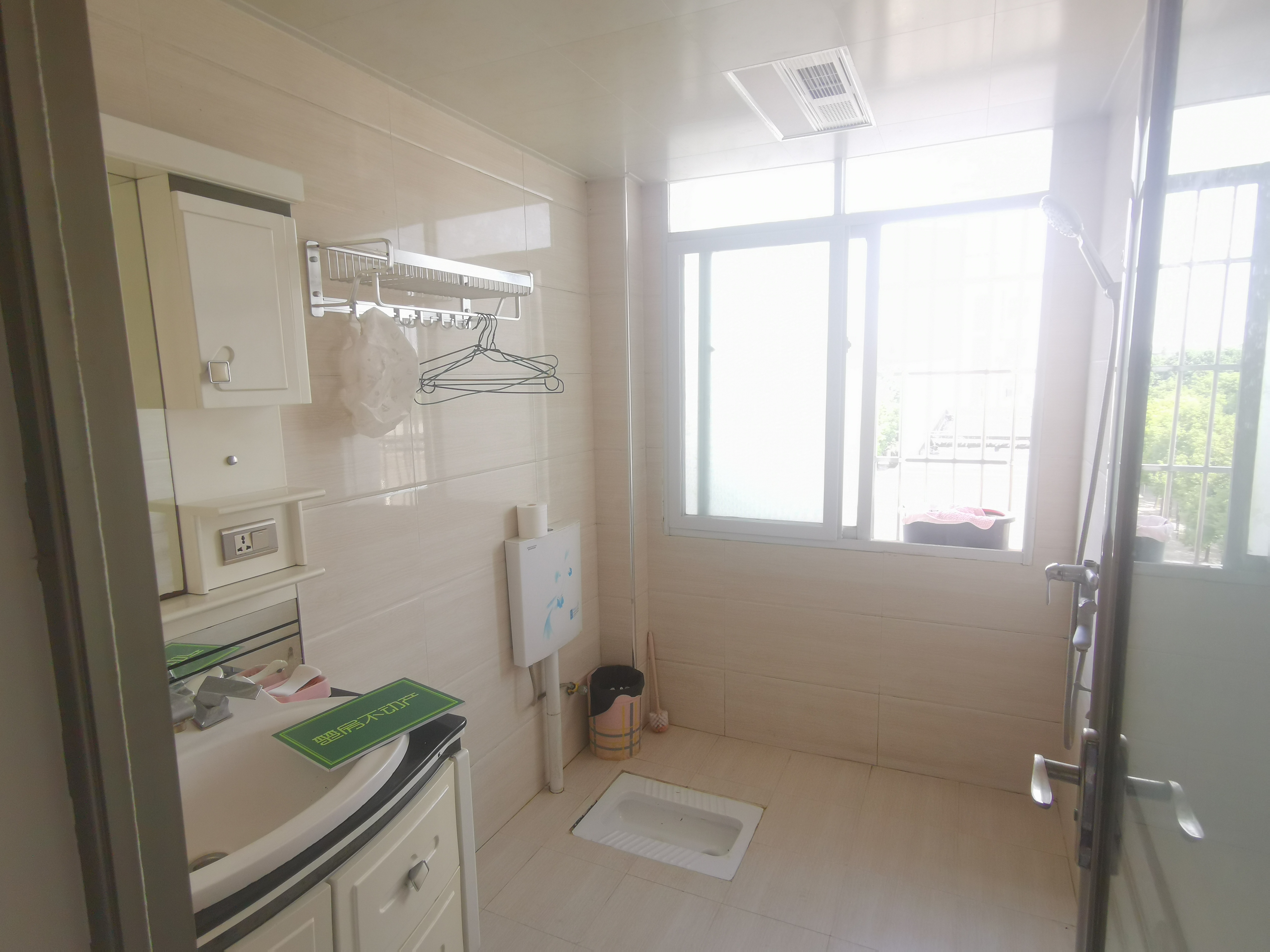 恒大名苑精装2房带一下小书房南北通透老证税费低看房方便