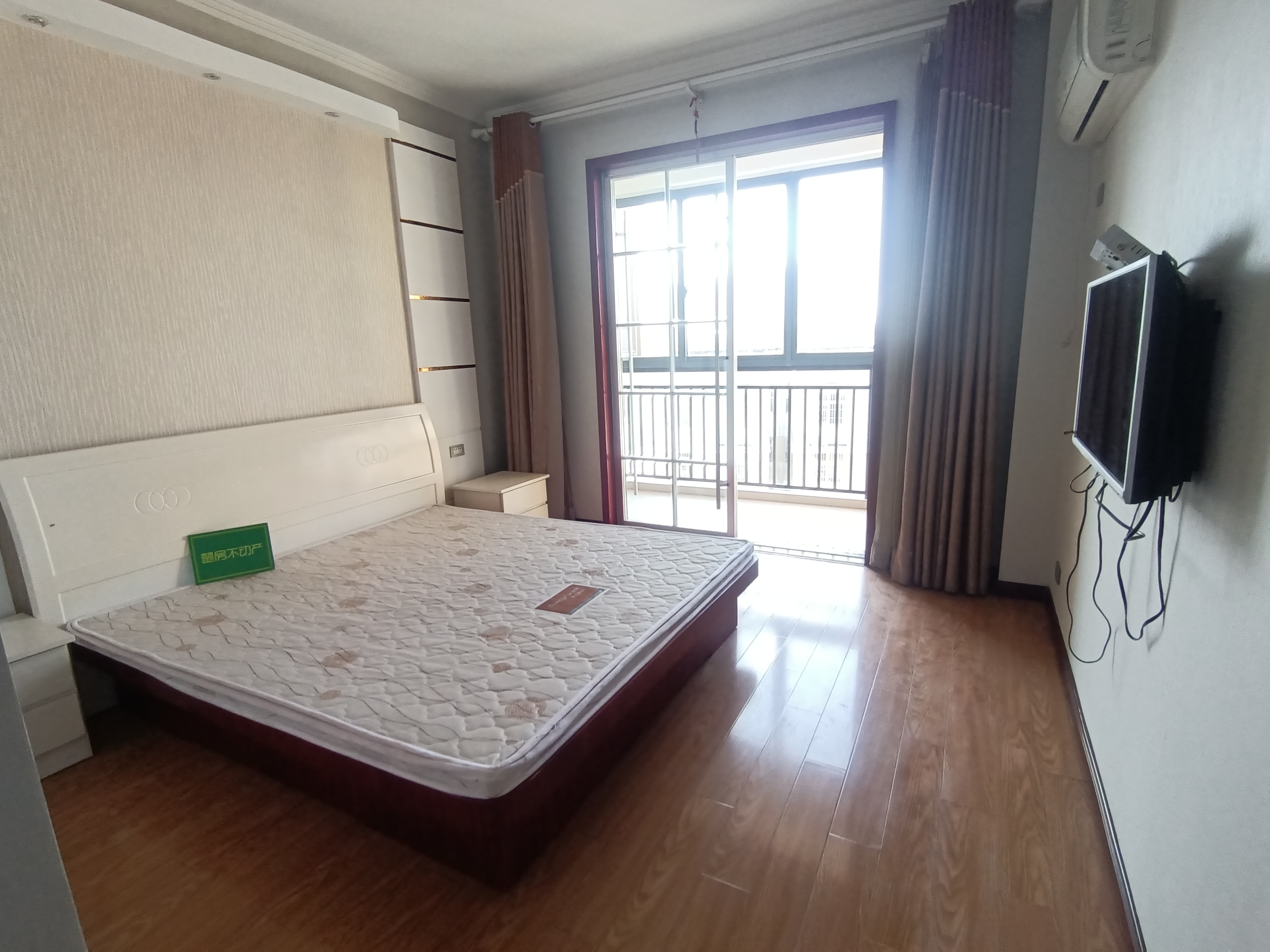 凤凰城圆 电梯精装大三房  新证