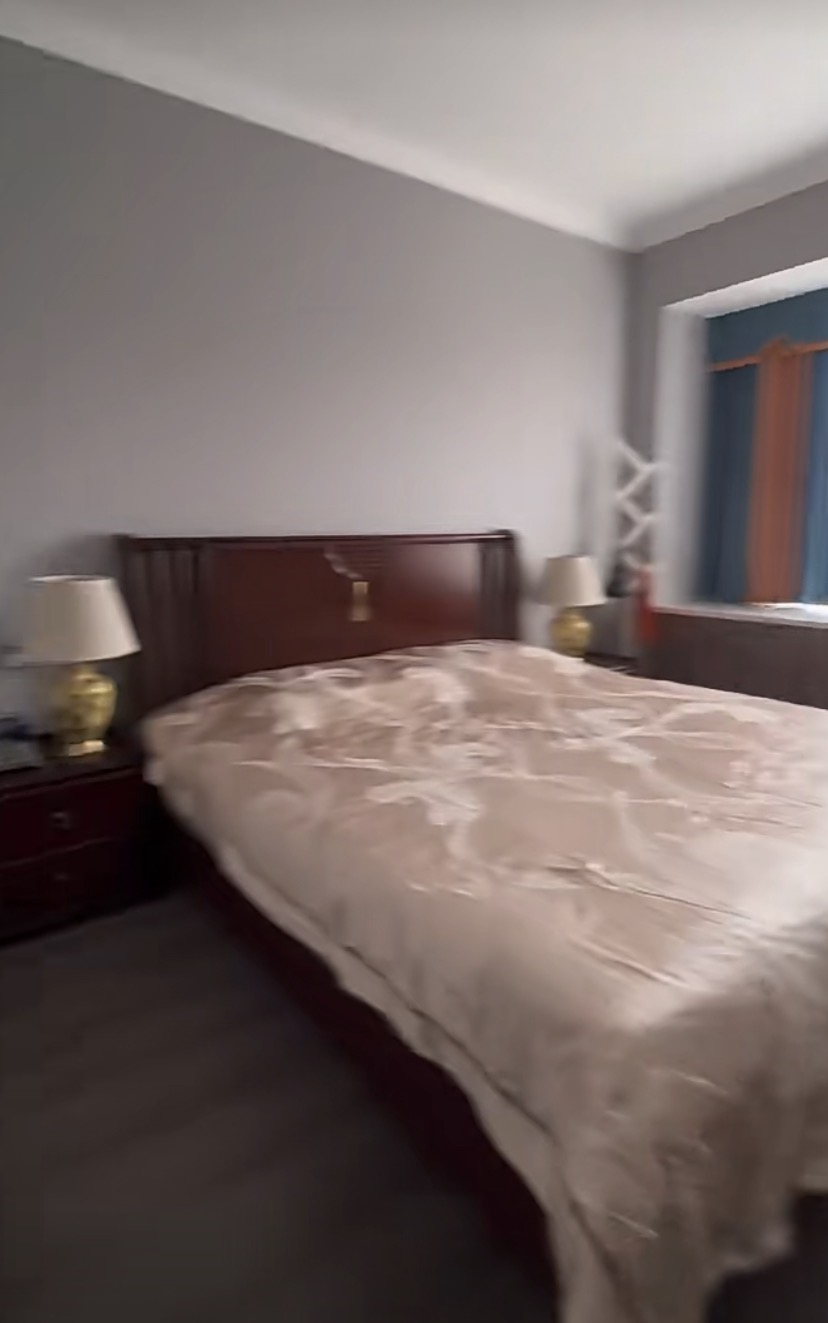 418，满庭春六期，边户，单价4500，全屋实木家具，9成新装修，证满二