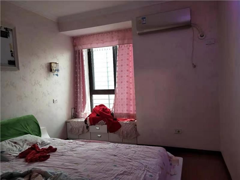 沔中对面红树湾满二精装电梯房过户方便中间楼层看房方便