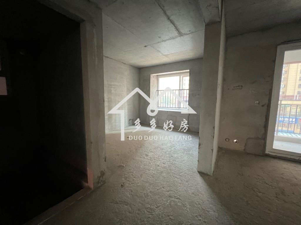 满庭春，单价才5K，你们喜欢的楼盘，绿化好，物业好，生活便利，院内校区