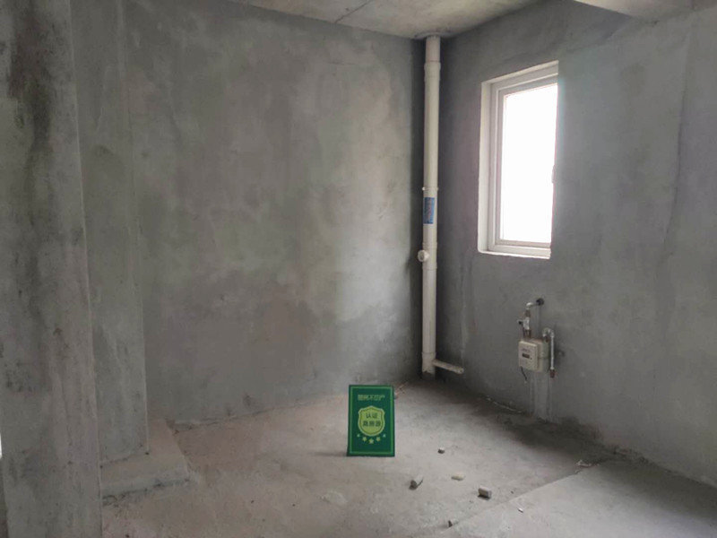 满庭春毛坯三房楼层好户型好南北通透诚意出售