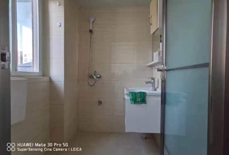 漫城林语精装三房上学方便！