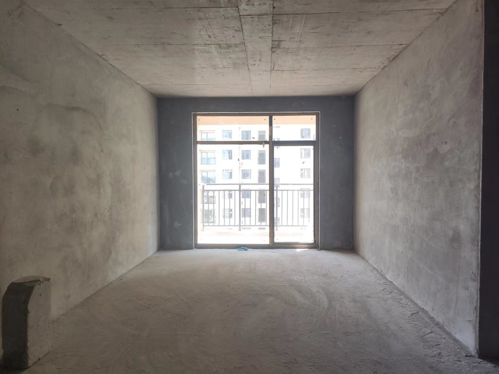 水云间毛坯大三房户型方正南北通透房东诚意出售