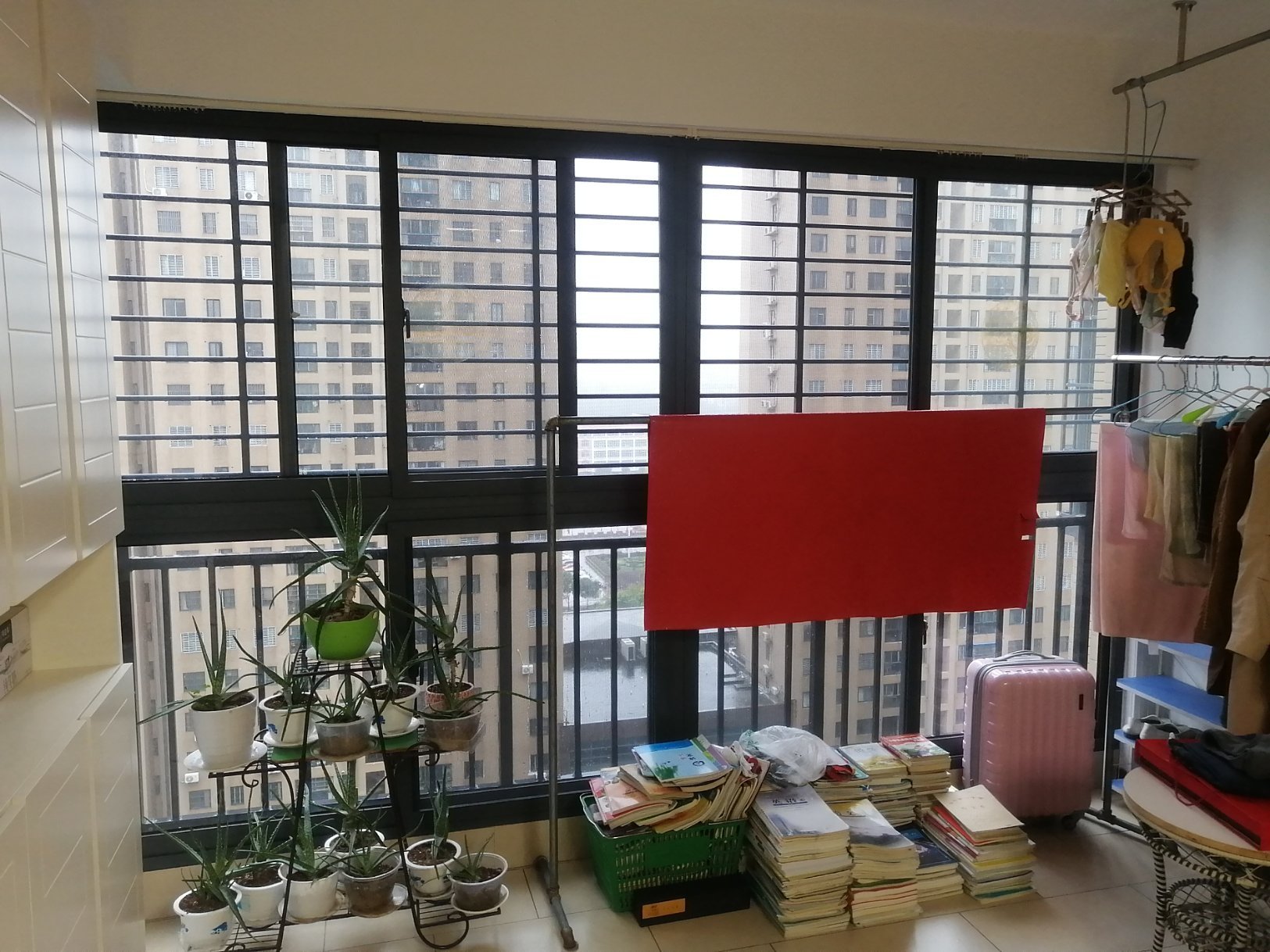 捡漏，仙桃一中对面，翰林公馆，好楼层，东边户，采光好，精装单价4000