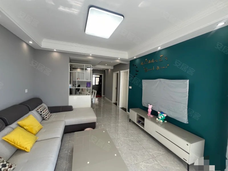 捡漏，新城一号， 装修9.9成新 ，精装小三房 ，好楼层，证满二，实验3小旁