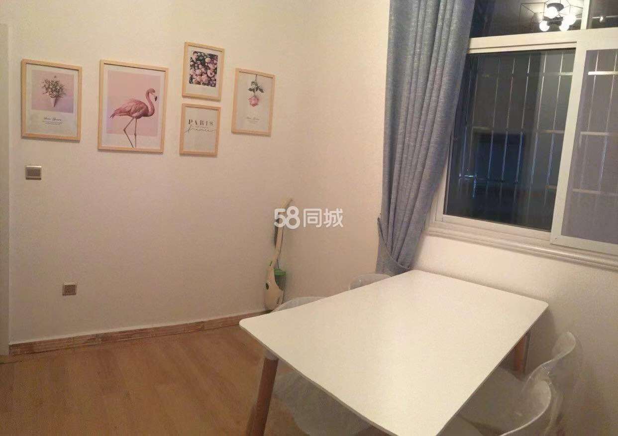 私房出售私房出售一楼门面出租中2楼自己住三楼可以出租，4楼是健身房