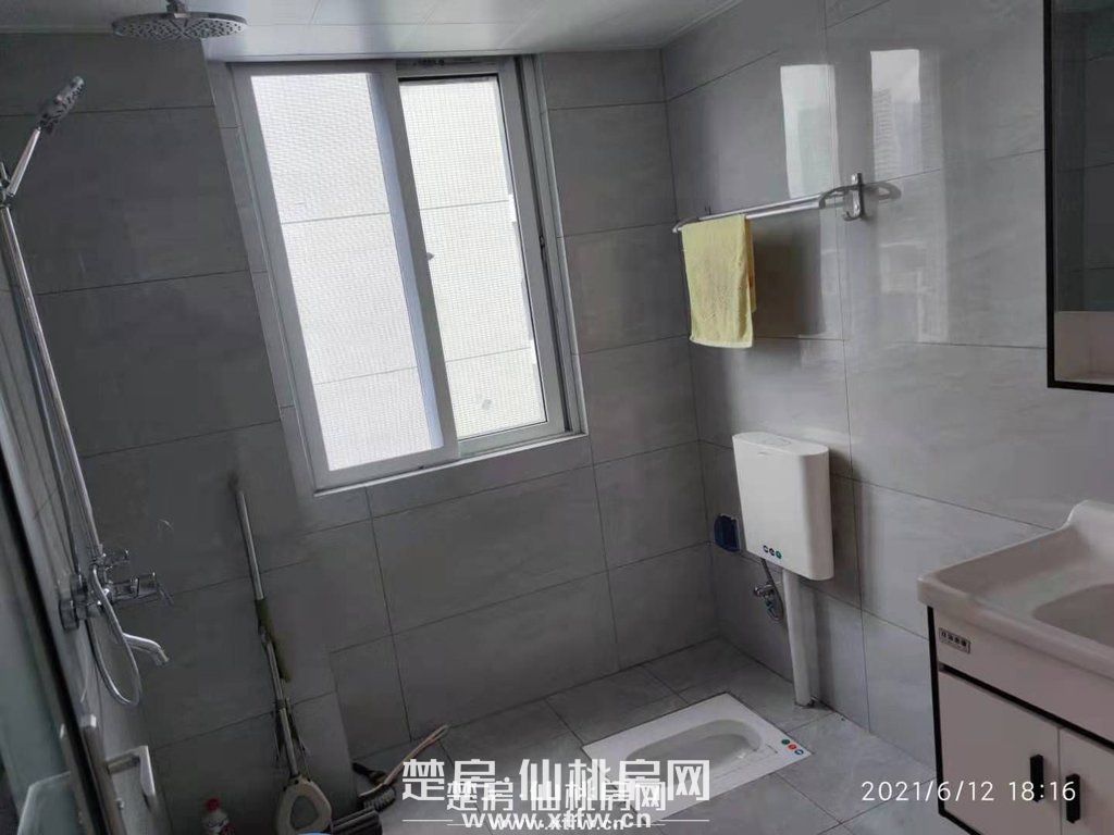 新三中附近，交通便利