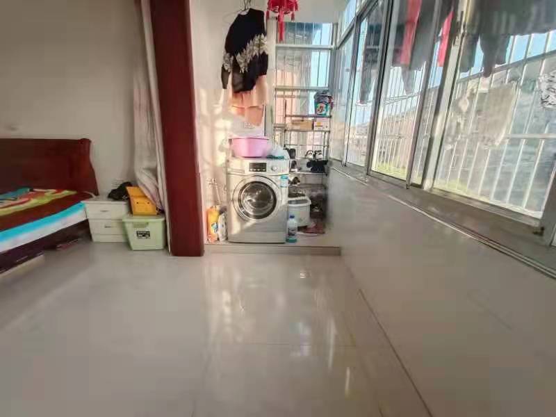 胡场富迪超市后面精装三房证在手送地下车库业主诚意出售