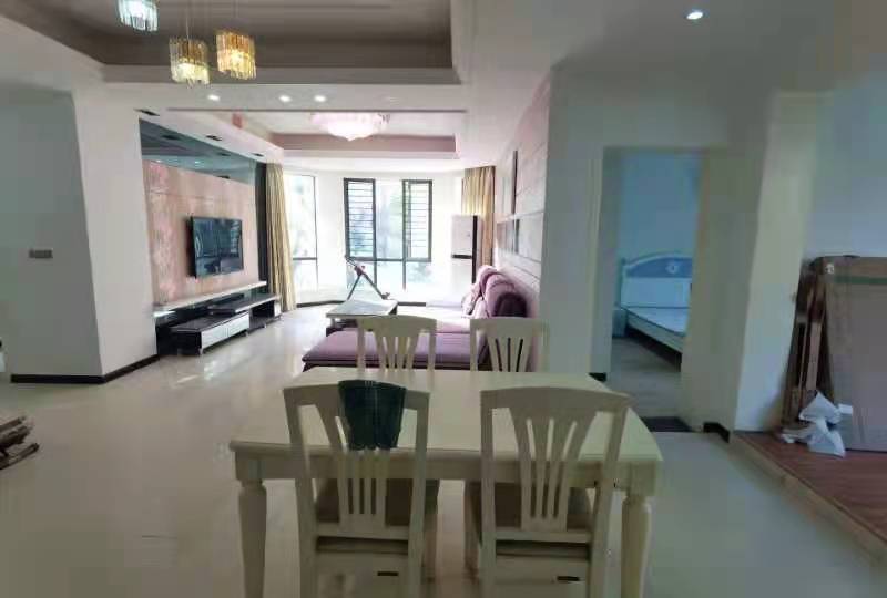 绿地华庭精装三房  好楼层 好户型 诚意出售