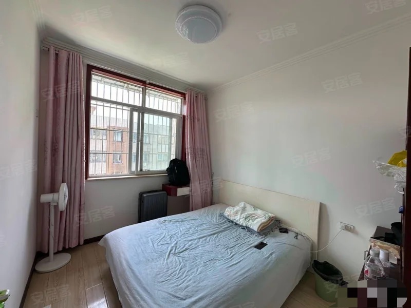 捡漏，新三中，世纪雅园，采光视野好，精装三房，单价2000