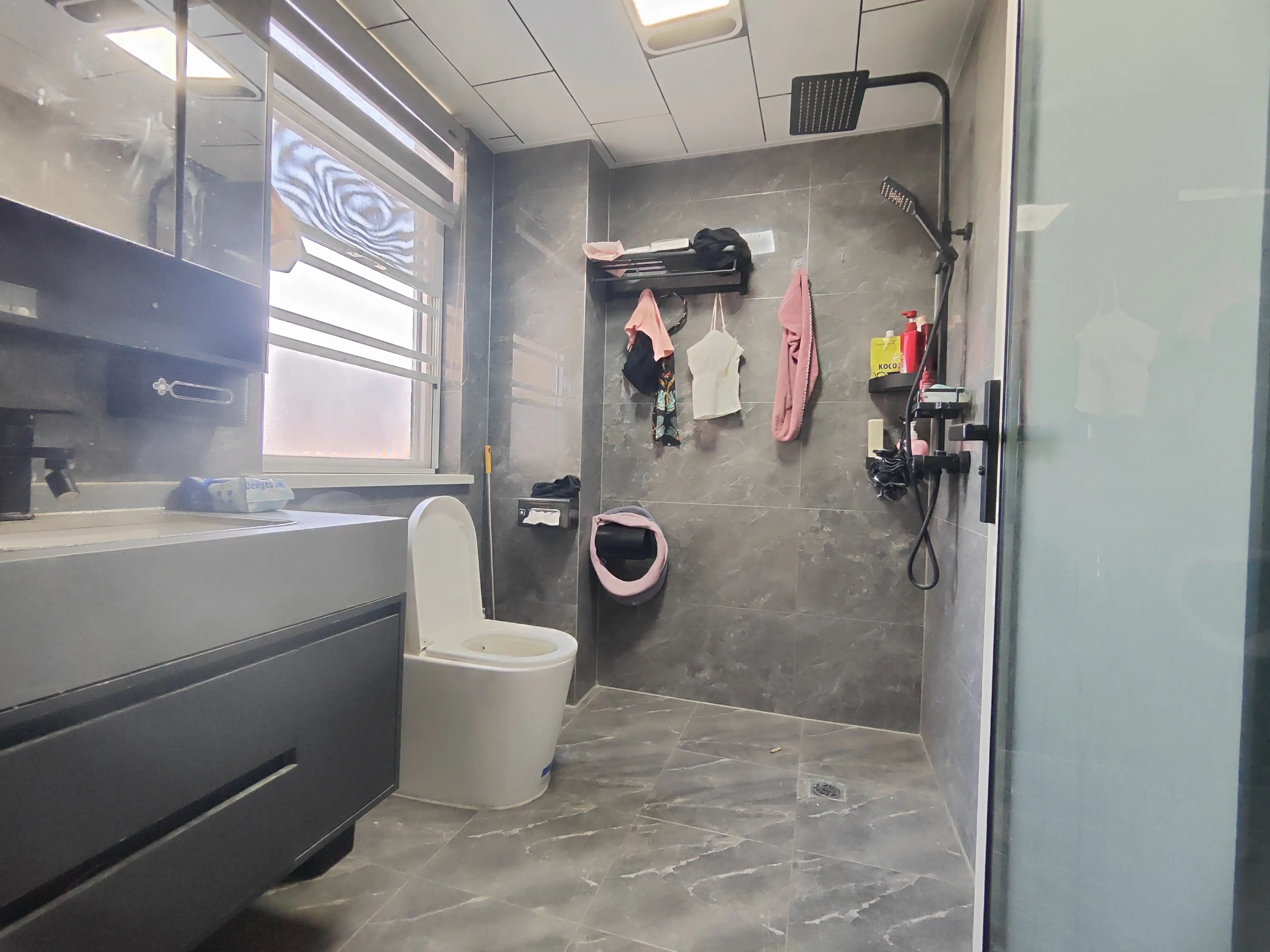 亏本出售，捡漏，时代天骄，精装三房，好楼层，全新装修，证满二